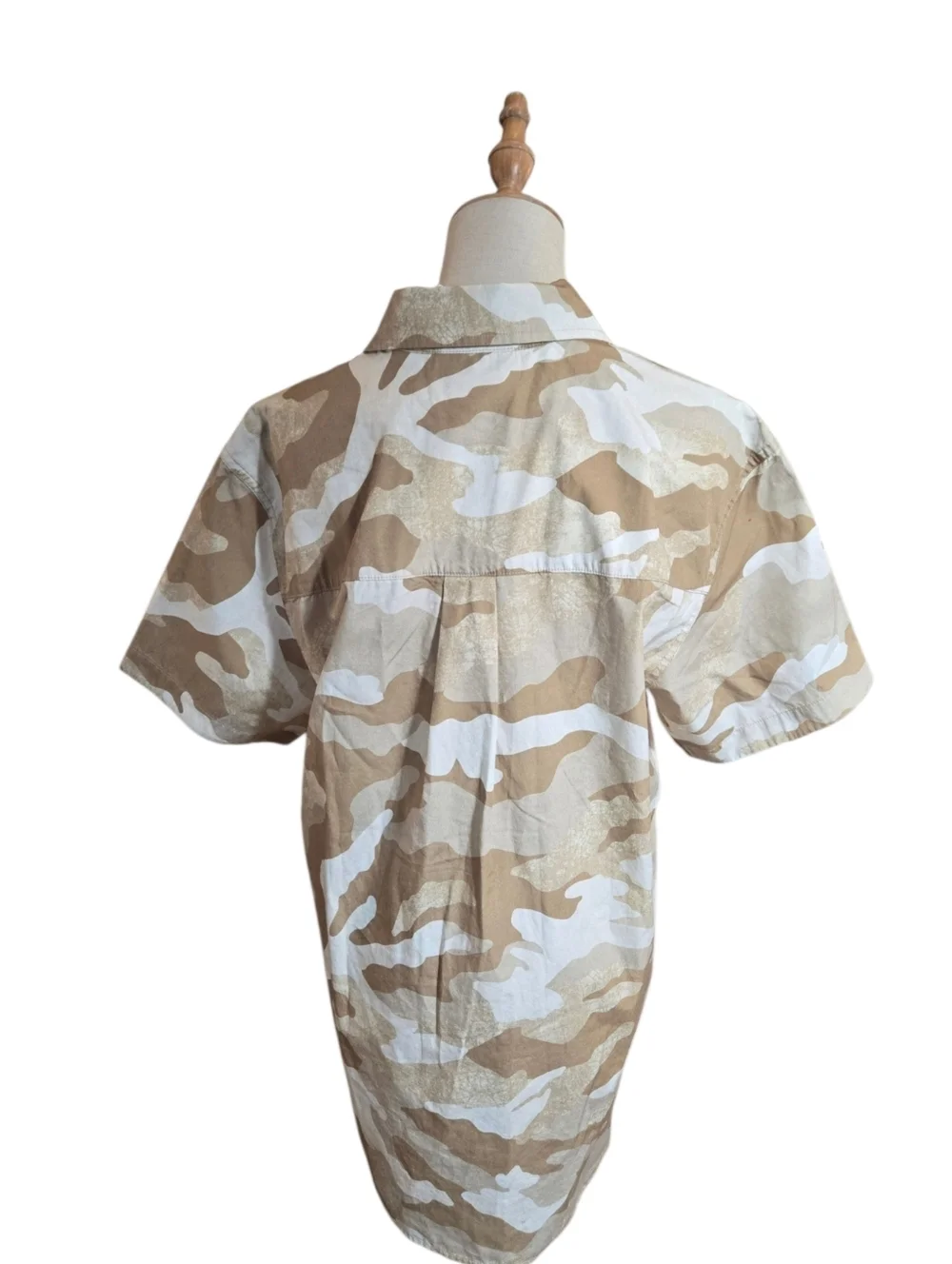 The North Face Tan Camo Button Down Short NWT